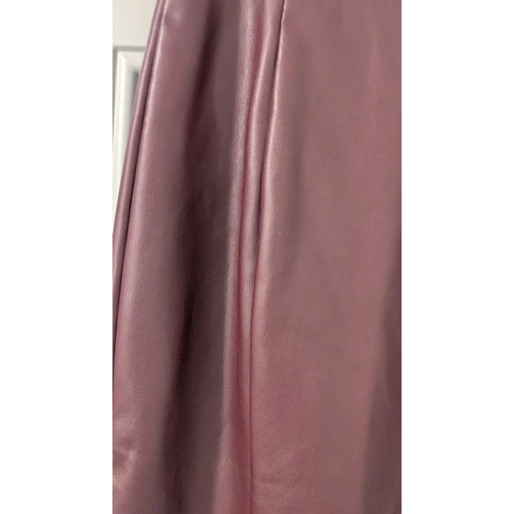 Women's Bar III Burgundy Faux Leather Pencil Skirt Size 4 - Picture 4 of 12
